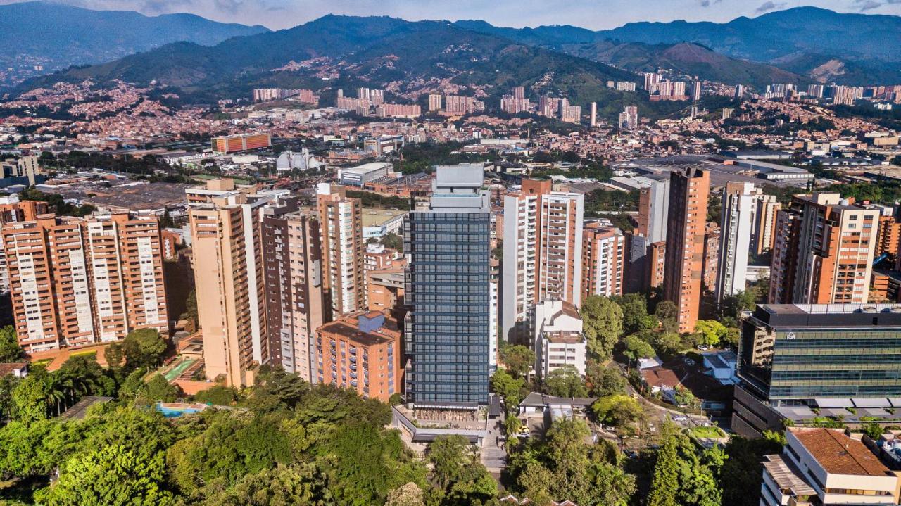 Hotel York Luxury Suites Medellin By Preferred Exterior foto View of Sabaneta