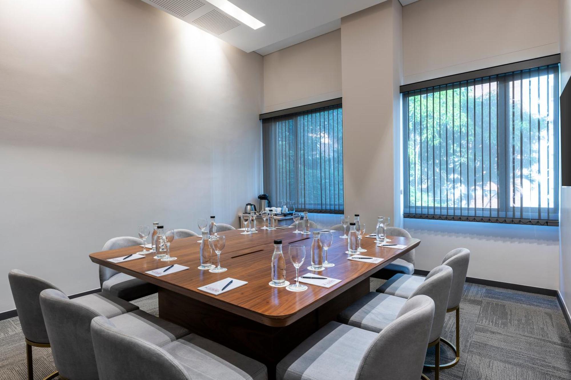 Hotel York Luxury Suites Medellin By Preferred Exterior foto Meeting room at the National Press Club